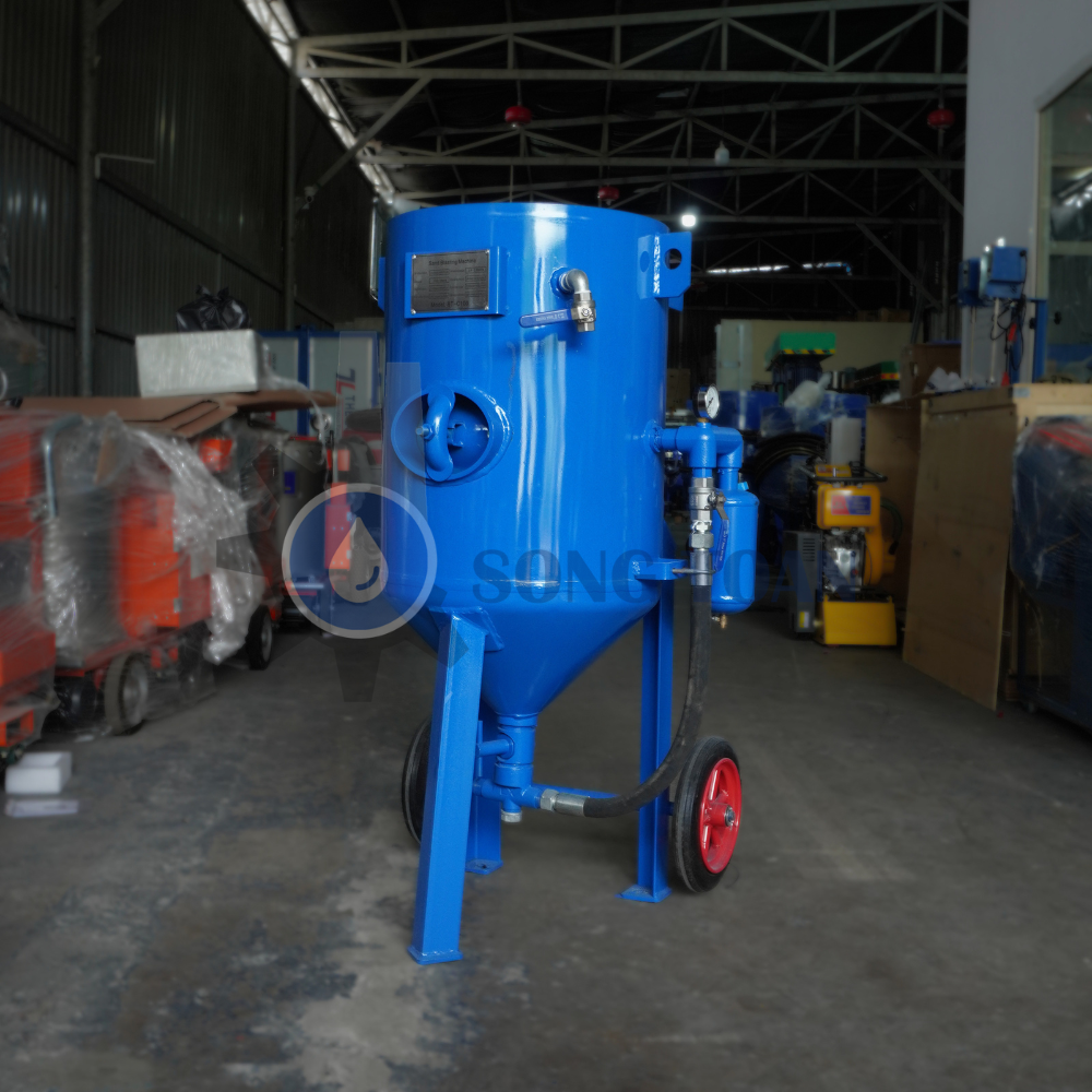 máy phun cát dạng cối 100 lít